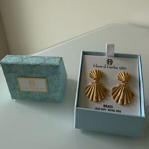 House of Harlow 1960 Gold Shell Earrings